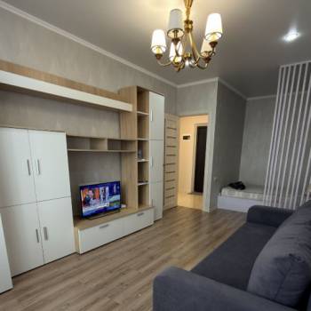 Сдается 1-комнатная квартира, 39 м²