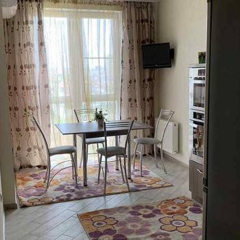 Сдается 1-комнатная квартира, 40 м²