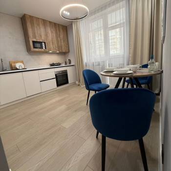 Сдается 1-комнатная квартира, 38 м²
