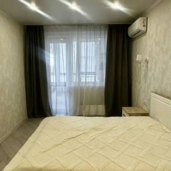 Сдается 1-комнатная квартира, 50 м²