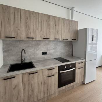 Сдается 2-х комнатная квартира, 59,6 м²