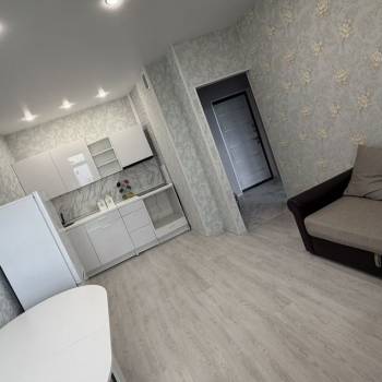 Сдается 1-комнатная квартира, 38 м²