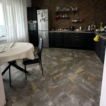 Сдается 1-комнатная квартира, 46 м²