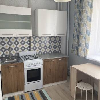Сдается 1-комнатная квартира, 38 м²