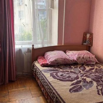 Продается Многокомнатная квартира, 77,2 м²