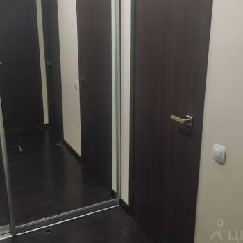 Продается 1-комнатная квартира, 35 м²