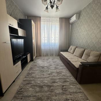 Продается 1-комнатная квартира, 35 м²