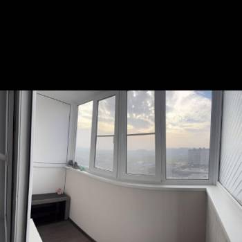 Продается 1-комнатная квартира, 54 м²