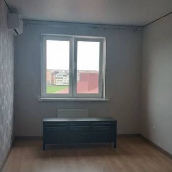 Продается 1-комнатная квартира, 41 м²
