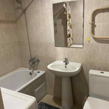 Сдается 1-комнатная квартира, 37 м²