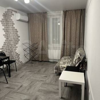 Сдается 1-комнатная квартира, 37 м²
