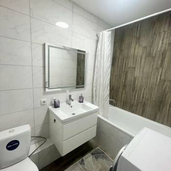 Сдается 1-комнатная квартира, 40 м²