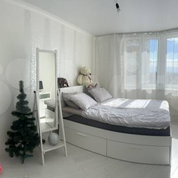 Продается 1-комнатная квартира, 32 м²