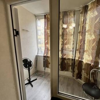 Продается 1-комнатная квартира, 39 м²