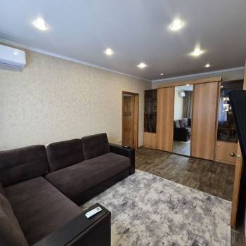 Сдается 2-х комнатная квартира, 42 м²