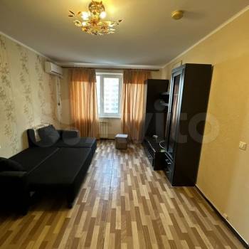 Сдается 1-комнатная квартира, 38,2 м²