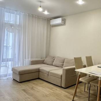 Сдается 2-х комнатная квартира, 72 м²