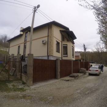 Продается Дом, 380 м²