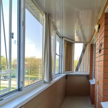 Продается 1-комнатная квартира, 76 м²