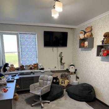 Продается Многокомнатная квартира, 79 м²