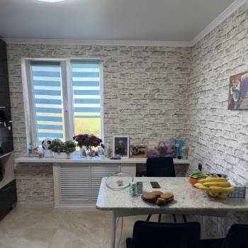 Продается Многокомнатная квартира, 79 м²