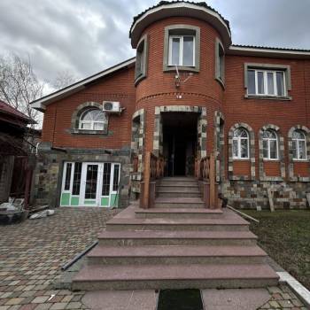 Продается Дом, 334 м²