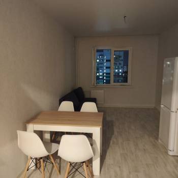 Сдается 1-комнатная квартира, 47 м²