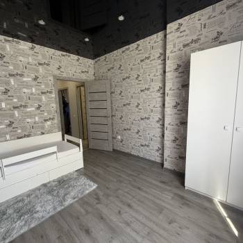 Сдается 2-х комнатная квартира, 80 м²