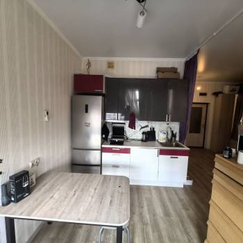 Продается 1-комнатная квартира, 35 м²