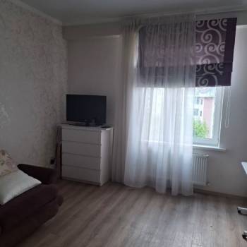 Продается 1-комнатная квартира, 35 м²