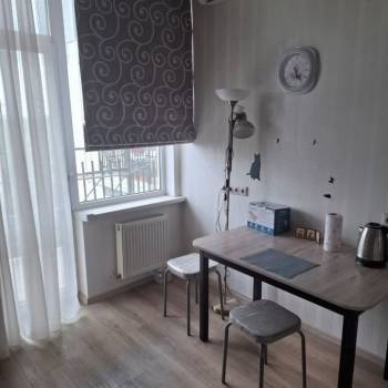 Продается 1-комнатная квартира, 35 м²
