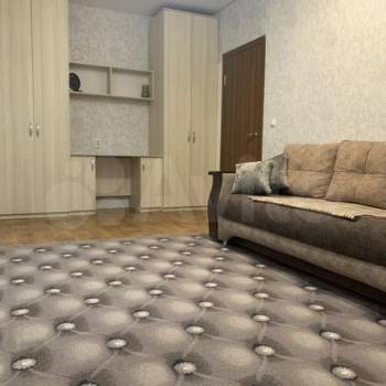 Продается 2-х комнатная квартира, 60 м²