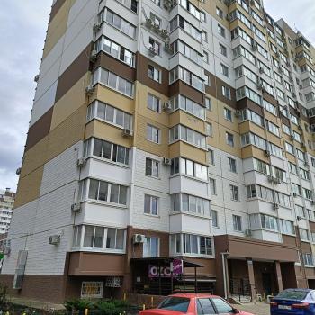 Продается 1-комнатная квартира, 37 м²