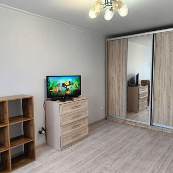 Продается 1-комнатная квартира, 37 м²
