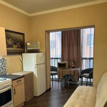 Сдается 1-комнатная квартира, 38 м²