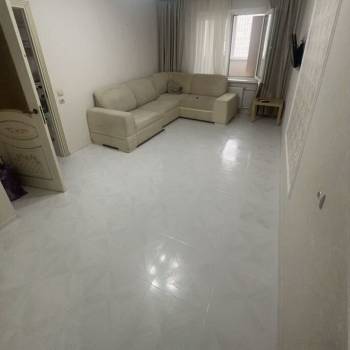 Продается 1-комнатная квартира, 40 м²