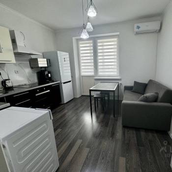 Продается 1-комнатная квартира, 42,2 м²