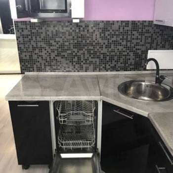 Сдается 1-комнатная квартира, 42 м²