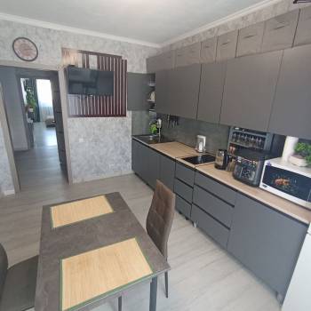 Продается 1-комнатная квартира, 41,3 м²