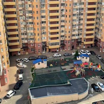 Сдается 1-комнатная квартира, 40 м²