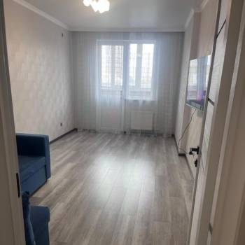 Сдается 2-х комнатная квартира, 70 м²