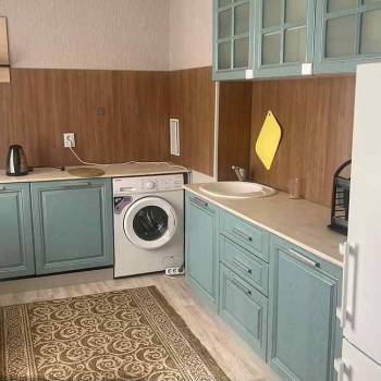 Сдается 1-комнатная квартира, 44 м²