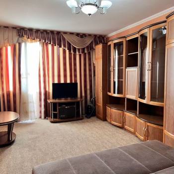 Сдается 1-комнатная квартира, 38 м²
