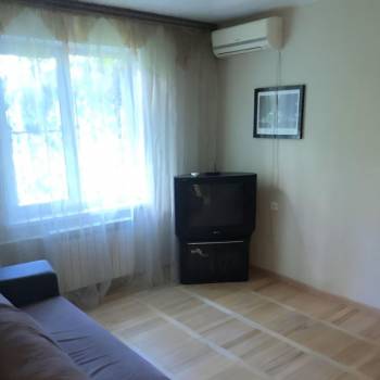 Сдается 1-комнатная квартира, 37 м²