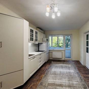 Сдается Многокомнатная квартира, 50 м²
