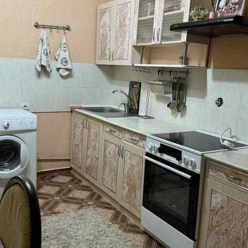 Сдается 1-комнатная квартира, 37 м²