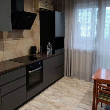 Сдается 2-х комнатная квартира, 62 м²
