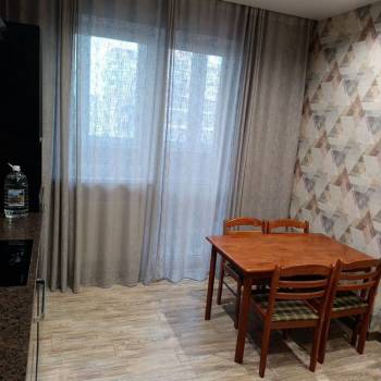 Сдается 2-х комнатная квартира, 62 м²