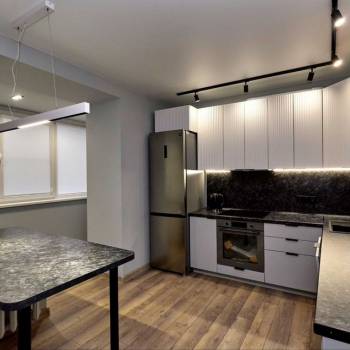 Сдается 2-х комнатная квартира, 85,4 м²