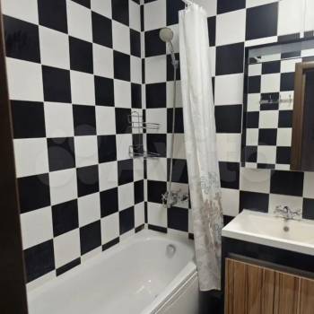 Сдается 1-комнатная квартира, 38 м²